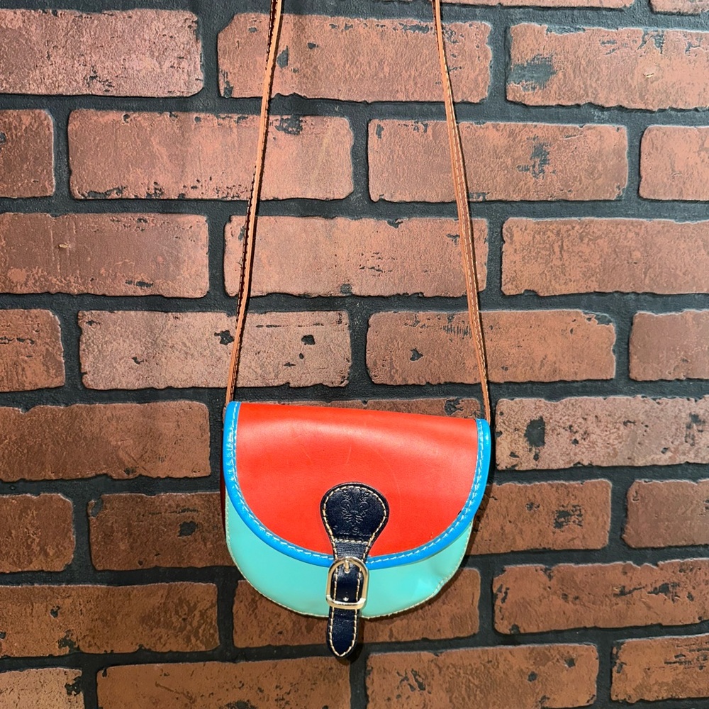 Vera Pelle Italian Leather Crossbody Bag